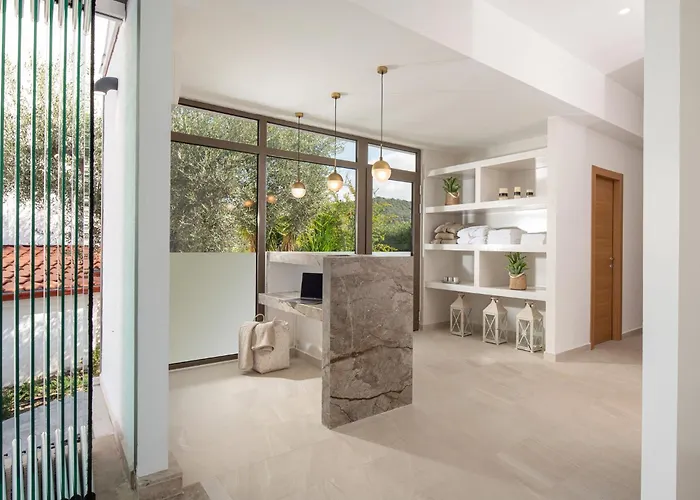 מלון Flegra Palace 4*