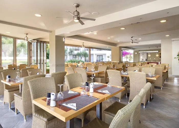 Flegra Palace 4* Pefkochori