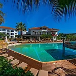Flegra Palace Hotel 4*