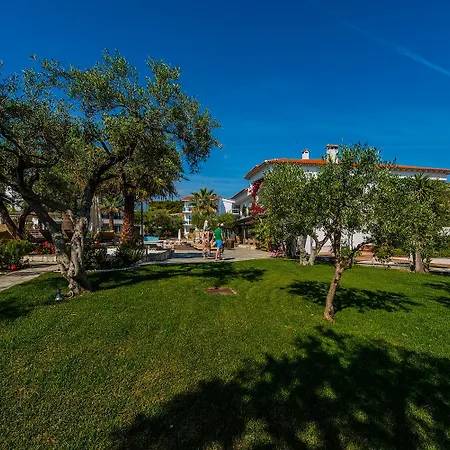 Flegra Palace Hotel 4*