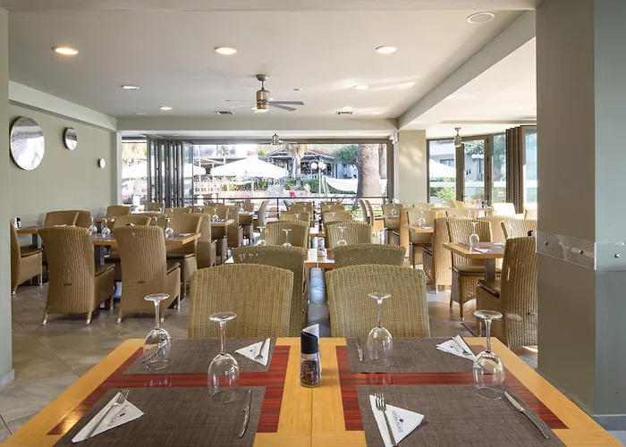 Hotel Flegra Palace 4*